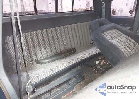 1993 Chevrolet Gmt-400 K2500 from USA, damaged, VIN 2GCFK29K2P1108610